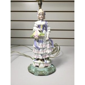 VINTAGE BOUDOIR LAMP PORCELAIN VICTORIAN Girl On Brass Stand COLONIAL LADY WORKS